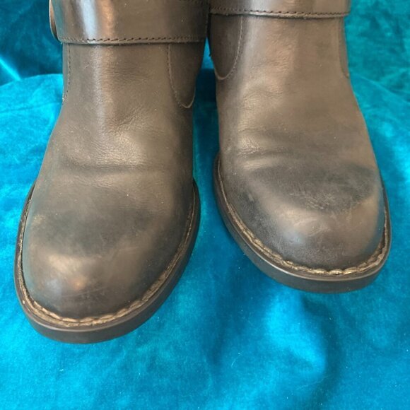 Born brown leather calf high boots SZ 9.5 Zip closure Cushioned 3”heel - Picture 3 of 7